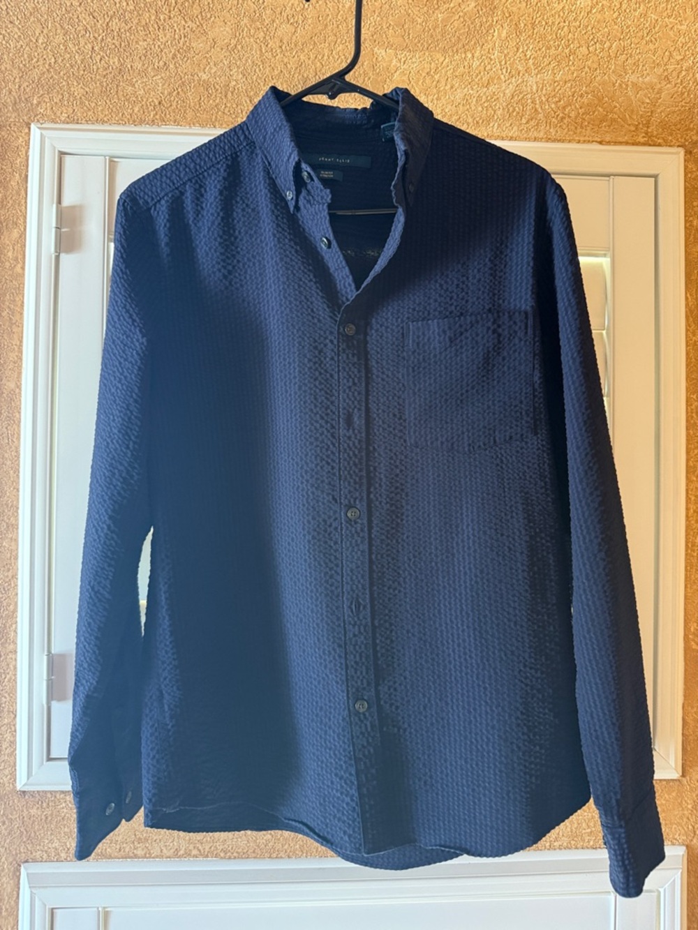 Perry Ellis Navy Textured Slim-Fit Button-Up
